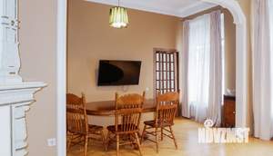 3-к квартира, на длительный срок, 126м2, 4/7 этаж