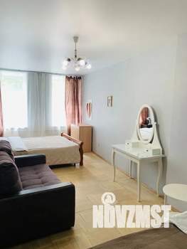 3-к квартира, посуточно, 75м2, 4/5 этаж
