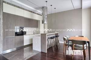 4-к квартира, на длительный срок, 123м2, 3/10 этаж