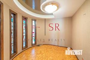 3-к квартира, на длительный срок, 140м2, 3/3 этаж