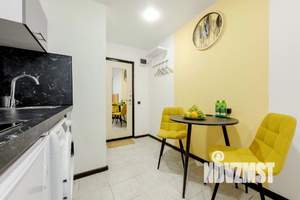 1-к квартира, посуточно, 12м2, 1/1 этаж