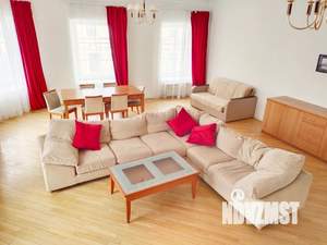 3-к квартира, посуточно, 125м2, 5/5 этаж