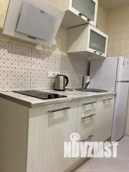 Студия квартира, посуточно, 30м2, 9/14 этаж