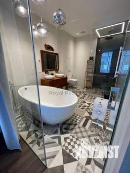 4-к квартира, на длительный срок, 150м2, 4/4 этаж