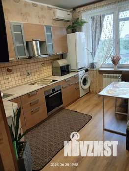 1-к квартира, посуточно, 50м2, 6/6 этаж
