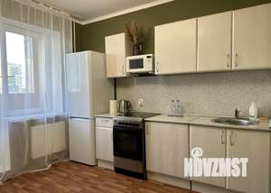 1-к квартира, посуточно, 49м2, 1/1 этаж