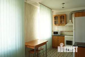 2-к квартира, посуточно, 57м2, 1/10 этаж