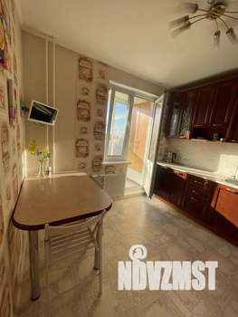 1-к квартира, посуточно, 35м2, 9/17 этаж