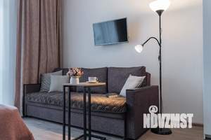 Студия квартира, посуточно, 32м2, 5/18 этаж