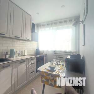 1-к квартира, посуточно, 32м2, 12/22 этаж