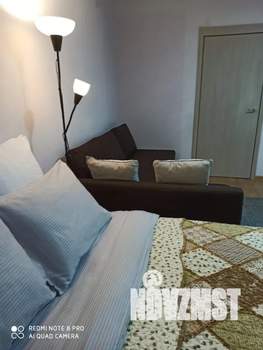 Студия квартира, посуточно, 27м2, 5/23 этаж