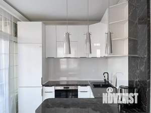 Студия квартира, посуточно, 40м2, 8/10 этаж