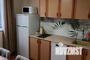 1-к квартира, посуточно, 36м2, 1/16 этаж