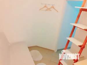 Студия квартира, посуточно, 12м2, 1/5 этаж