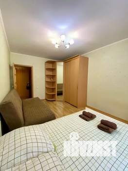 1-к квартира, посуточно, 38м2, 3/23 этаж