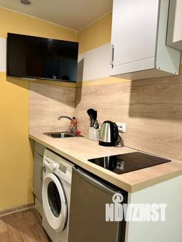 Студия квартира, посуточно, 15м2, 1/4 этаж
