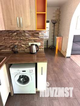 Студия квартира, посуточно, 31м2, 1/5 этаж