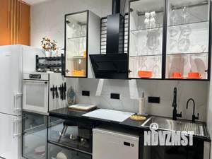 1-к квартира, посуточно, 50м2, 4/4 этаж