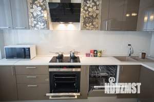2-к квартира, посуточно, 60м2, 7/15 этаж