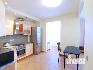 1-к квартира, на длительный срок, 70м2, 9/15 этаж