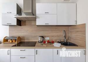 1-к квартира, посуточно, 42м2, 5/10 этаж