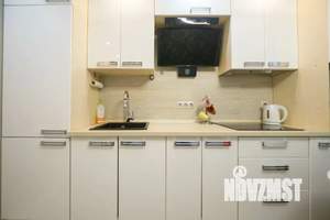 1-к квартира, посуточно, 40м2, 9/22 этаж