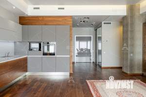 3-к квартира, на длительный срок, 138м2, 4/7 этаж