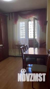 2-к квартира, посуточно, 63м2, 6/10 этаж