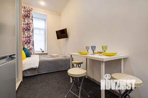 1-к квартира, посуточно, 16м2, 1/1 этаж