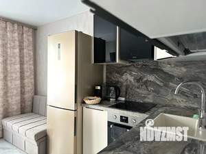 1-к квартира, посуточно, 35м2, 3/25 этаж