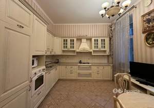 3-к квартира, на длительный срок, 104м2, 2/6 этаж