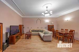 3-к квартира, на длительный срок, 140м2, 6/10 этаж