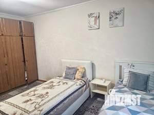 3-к квартира, посуточно, 58м2, 1/1 этаж