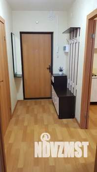 1-к квартира, посуточно, 45м2, 20/25 этаж