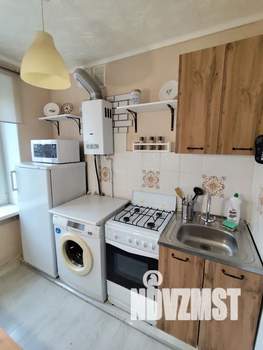 1-к квартира, посуточно, 32м2, 3/3 этаж