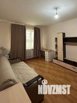 1-к квартира, посуточно, 38м2, 5/5 этаж