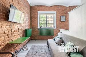 Студия квартира, посуточно, 35м2, 1/5 этаж