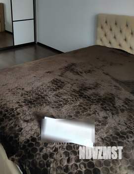 1-к квартира, посуточно, 35м2, 8/16 этаж