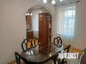 3-к квартира, посуточно, 101м2, 2/5 этаж