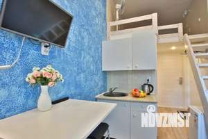 Студия квартира, посуточно, 17м2, 1/4 этаж