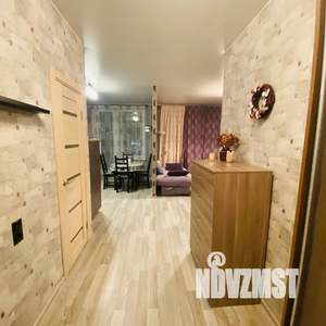 1-к квартира, посуточно, 42м2, 18/24 этаж