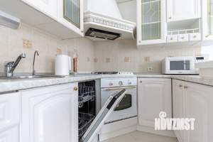3-к квартира, посуточно, 127м2, 2/5 этаж