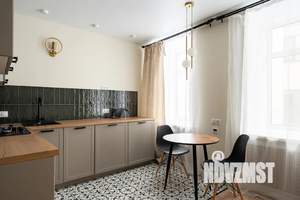 Студия квартира, посуточно, 45м2, 1/4 этаж