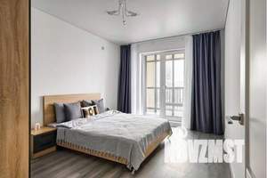 1-к квартира, посуточно, 35м2, 18/23 этаж