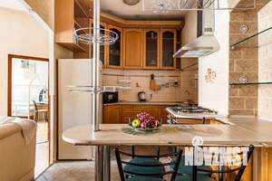 1-к квартира, посуточно, 82м2, 1/1 этаж