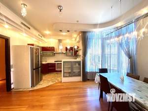 4-к квартира, на длительный срок, 200м2, 4/8 этаж