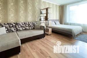 1-к квартира, посуточно, 42м2, 6/9 этаж