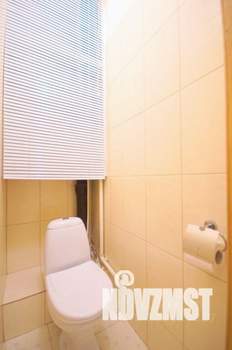 2-к квартира, посуточно, 55м2, 1/1 этаж