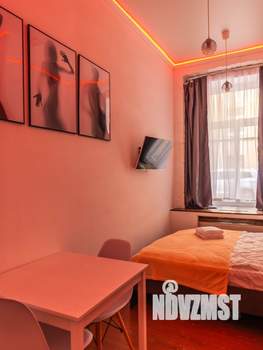 Студия квартира, посуточно, 25м2, 1/5 этаж