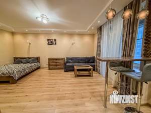 Студия квартира, на длительный срок, 42м2, 7/9 этаж